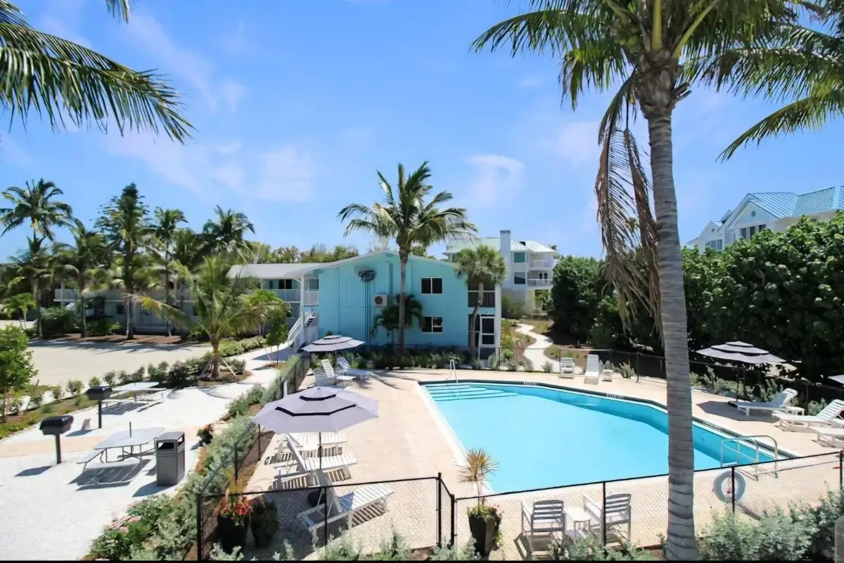 409 East Gulf Dr #17, Sanibel, FL 33957