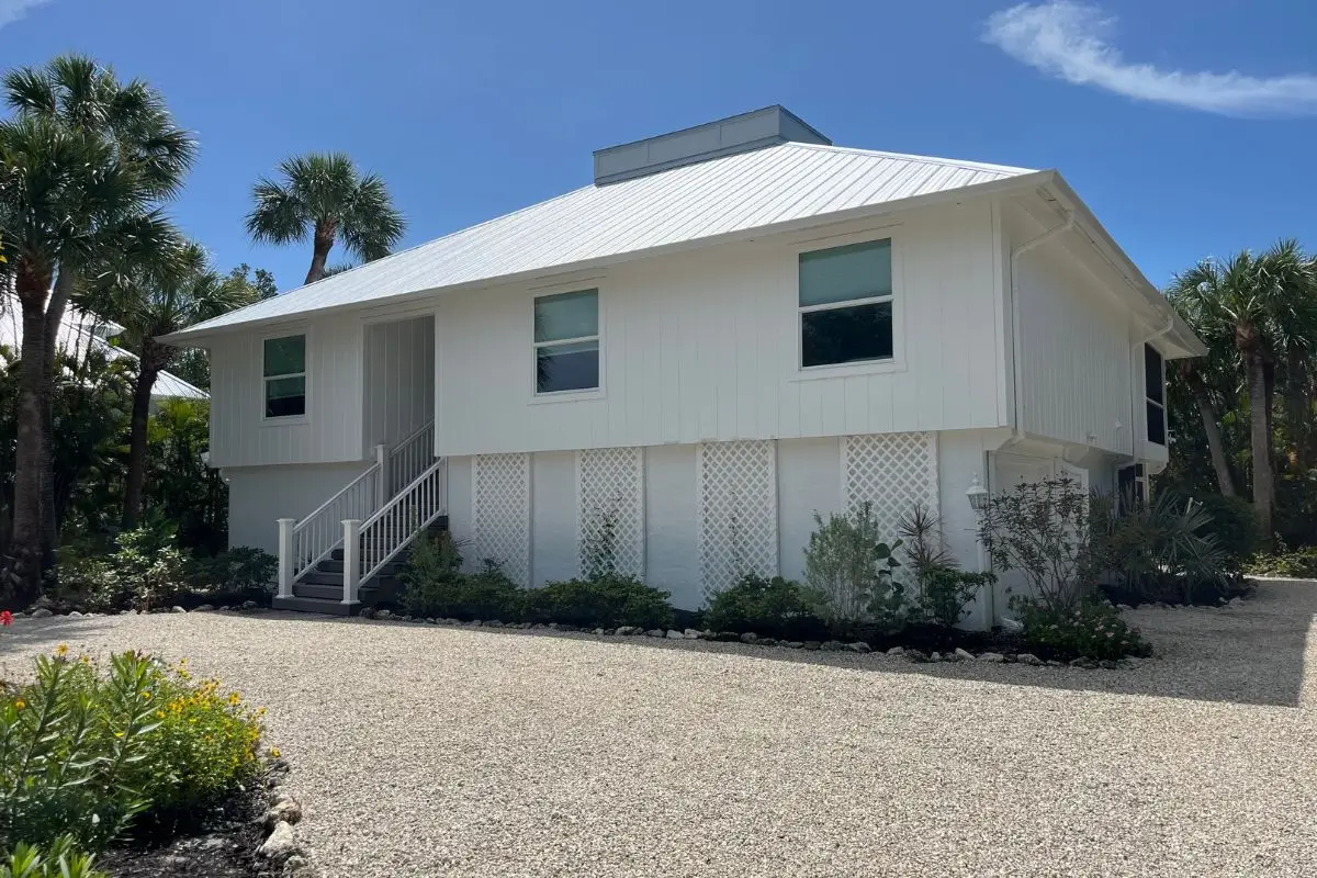 611 N Yachtsman Dr, Sanibel, FL 33957